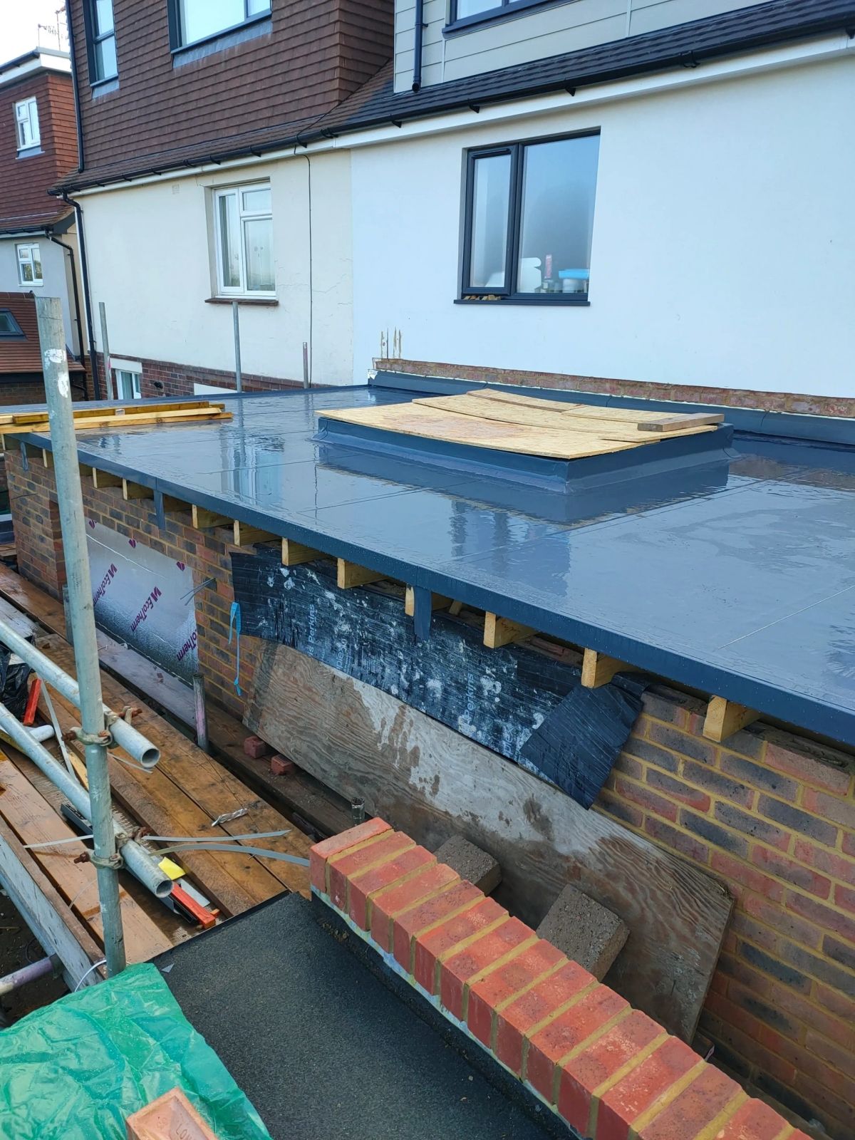 Single ply rubber roof installation